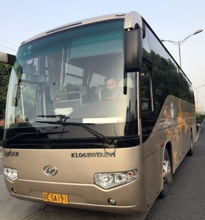 协旅大巴车45座